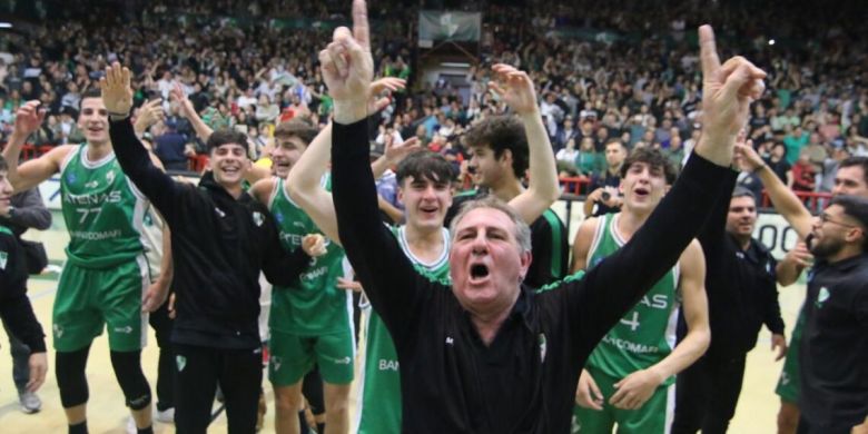 Atenas se consagró campeón de la Liga Argentina y ascendió