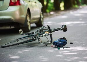 Accidentes de tránsito entre automóviles y bicicletas