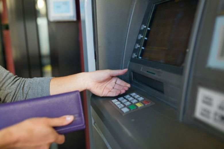 Ajuste y desempleo: se cerraron más de 60.000 cuentas sueldo en abril