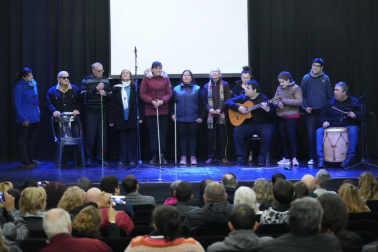 El Centro de Rehabilitación Enrique Elissalde celebró sus 25 años de vida