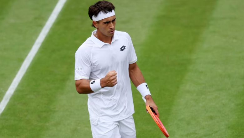 Francisco Comesaña ganó su segundo partido y sigue haciendo historia en Wimbledon