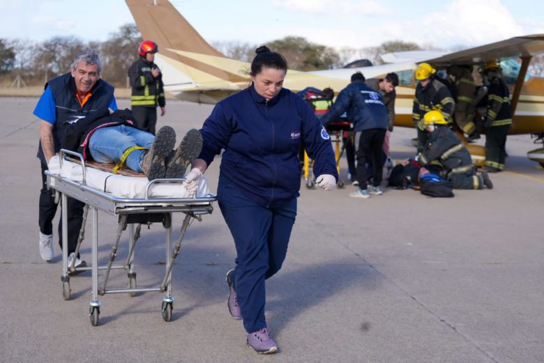 Se realizó un simulacro de emergencia aérea en el Aeropuerto local