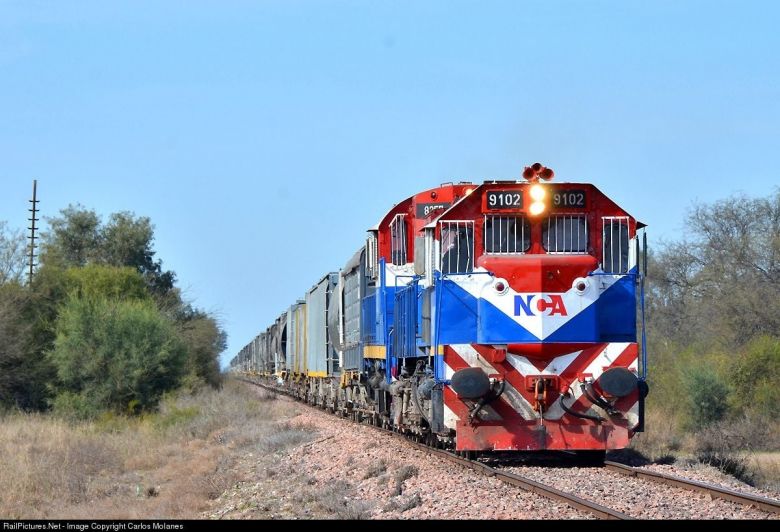 Se incendió una locomotora de una formación de carga