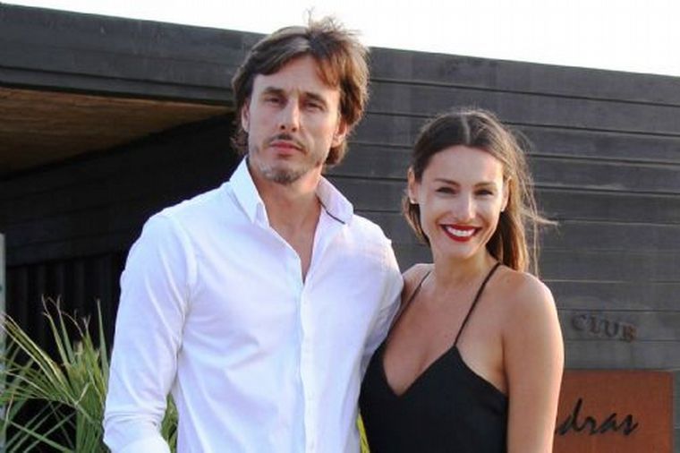 Pampita y Roberto García Moritan están separados, el la habría engañado con dos mujeres