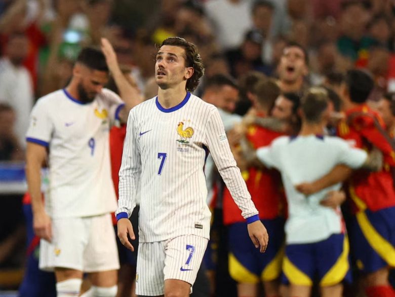 El delantero Antoine Griezmann se retiró de la selección francesa