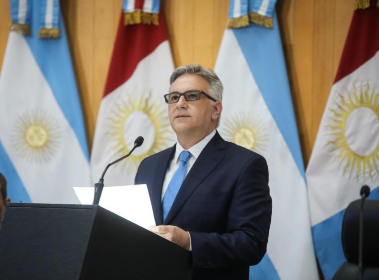 Llaryora apoyó a las universidades públicas pero pidió “optimizar recursos y promover transparencia”