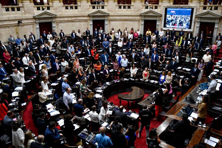 convocaron a una sesión especial para rechazar el veto a las universidades