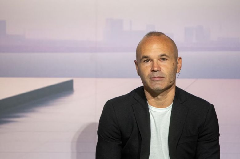 Andrés Iniesta se retiró del fútbol: "estas lágrimas son de emoción, de orgullo"