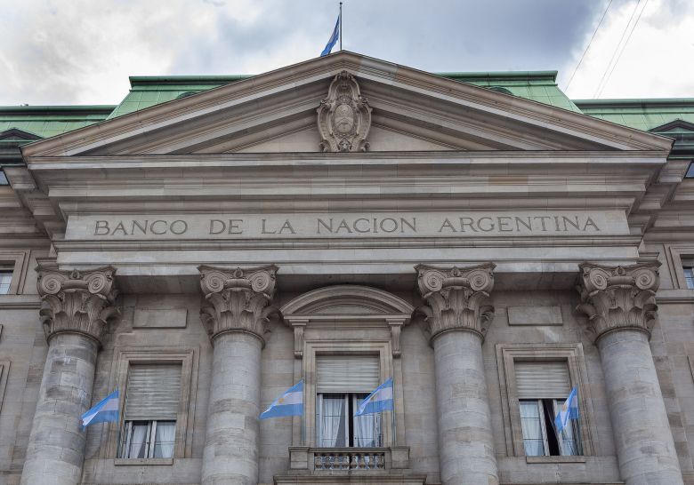 Cerrarán sucursales del Banco Nación en municipios que suban tasas municipales