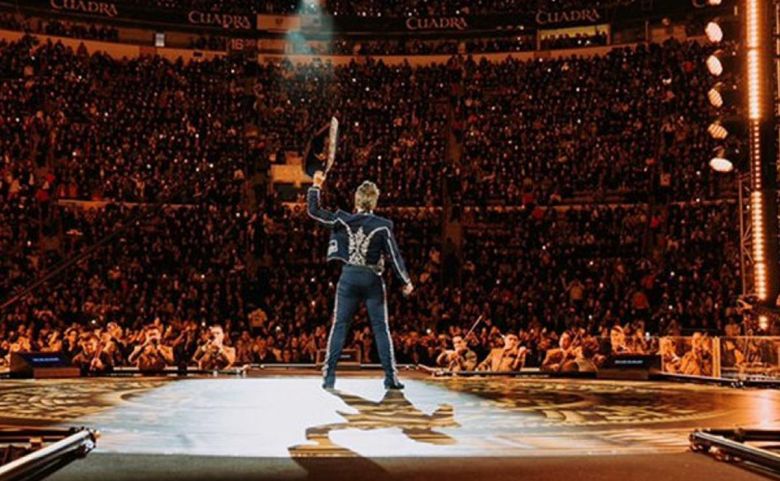 Alejandro Fernández presentó canción y batió un récord difícil de igualar