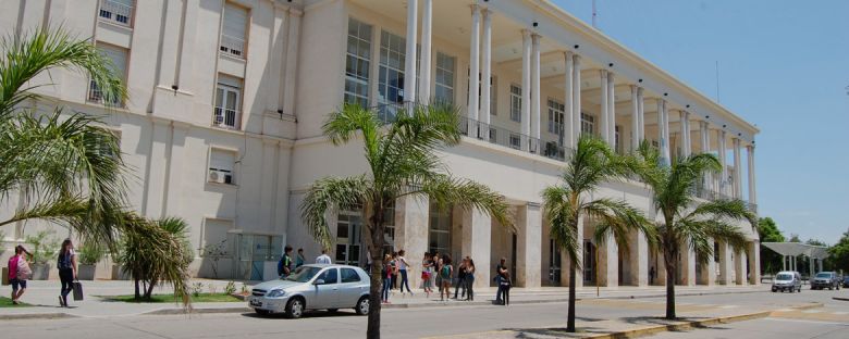La UNC califica como "bomba de humo" la intención de arancelar a extranjeros y da cifras reales