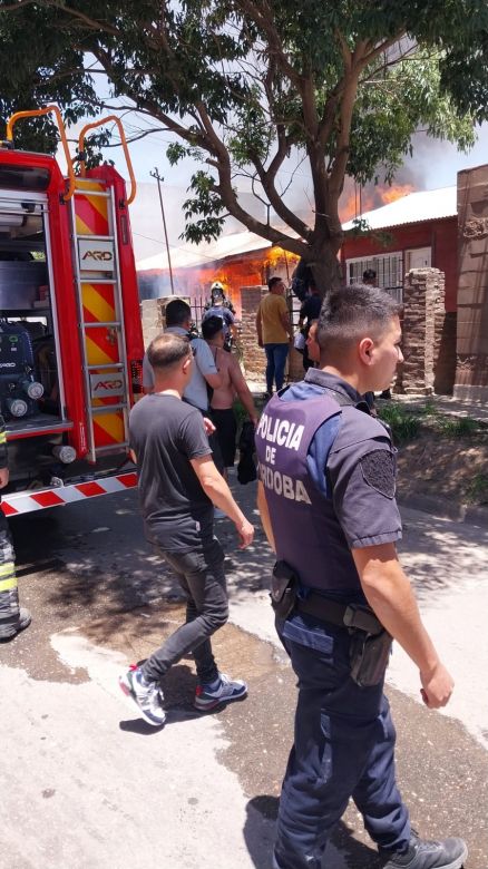 Habló el hombre que rescató a los menores sobrevivientes del incendio 