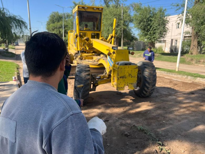 Villa Nueva: el municipio avanza con el mantenimiento de calles en el barrio Golf
