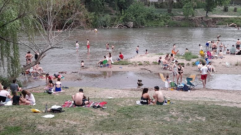 Villa María garantiza seguridad en sus playas con guardacostas especializados