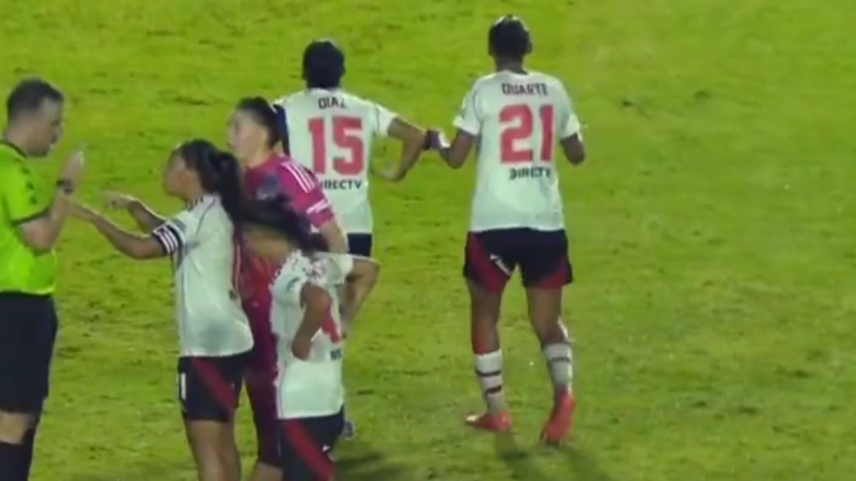 Cuatro jugadoras de River siguen detenidas en Brasil por racismo