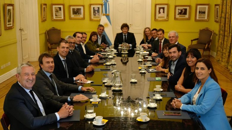 De Loredo tras la reunión con Milei: “tenemos diferencias lógicas y sanas”
