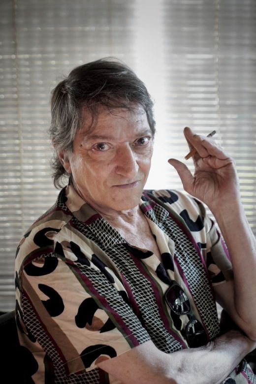 Julio Moura, integrante de Virus, bajo investigación por la muerte de su pareja