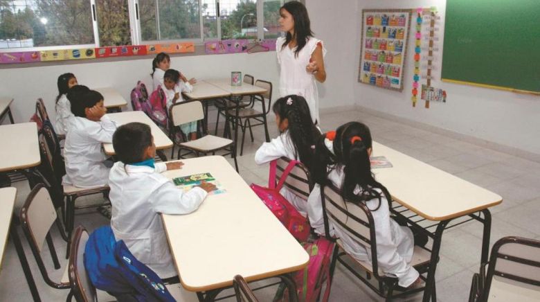 El Gobierno eliminó contenidos de la ESI y argumentó que estaban "ideologizados"