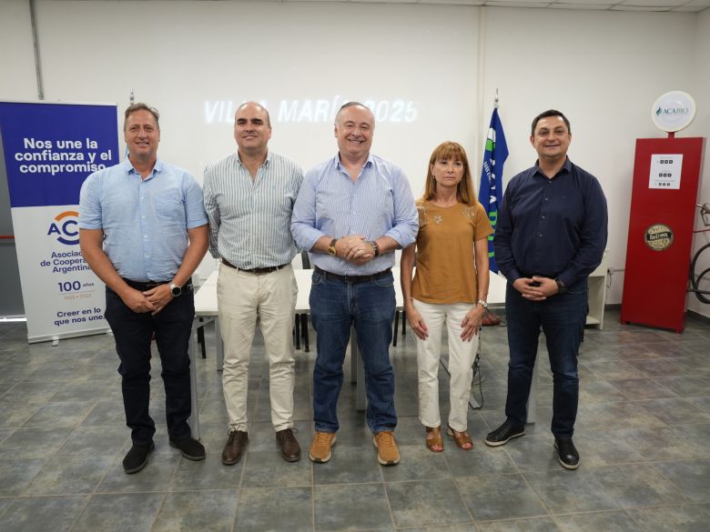 Accastello visitó AcaBio, principal productora de bioetanol del país