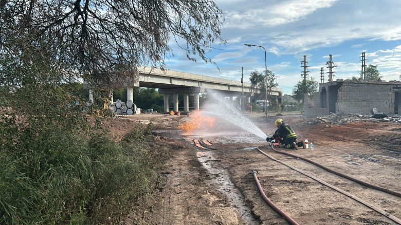 Explosión en barrio Villa Albertina: cinco heridos, entre ellos dos menores