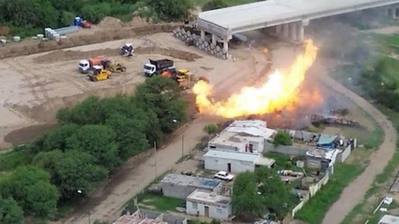 Villa María: la Provincia asiste a las familias afectadas por la explosión del gasoducto 