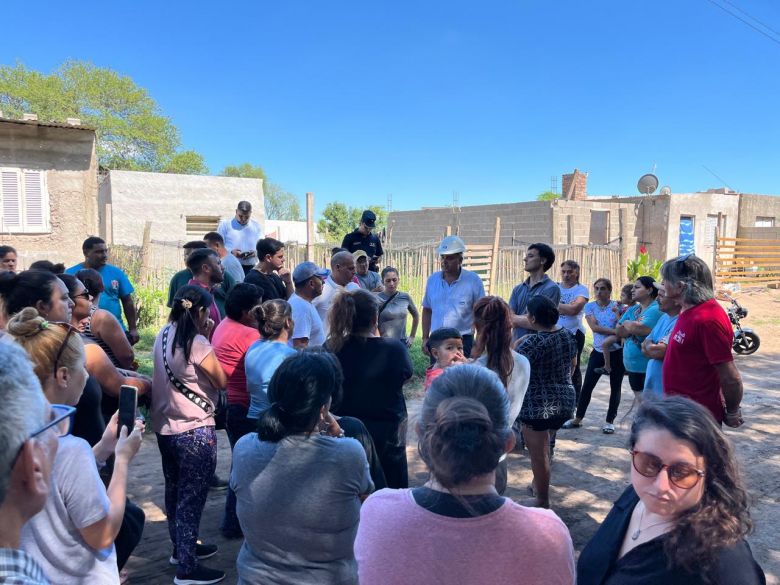 El municipio asiste a familias afectadas en el sector de Los Chaleces