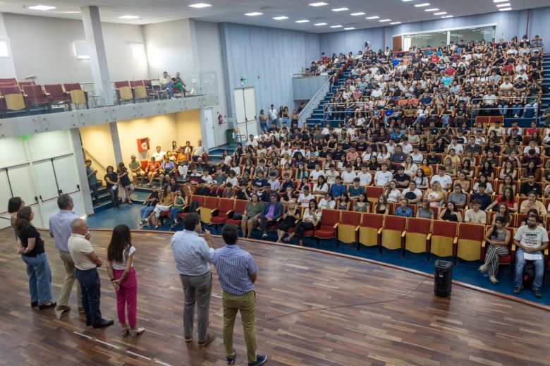 La Universidad Nacional de Villa María recibió a sus ingresantes 2025
