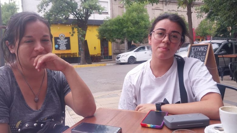 Malestar de hermanas  de un joven gravemente accidentado
