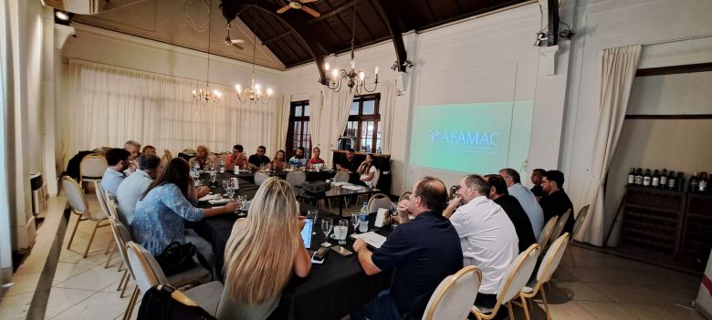 AFAMAC tuvo su plenaria “con los impuestos” como debate