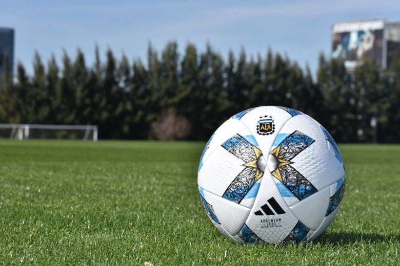 Se jugaron 75 partidos en 23 días: el Torneo Apertura no les da respiro a los clubes