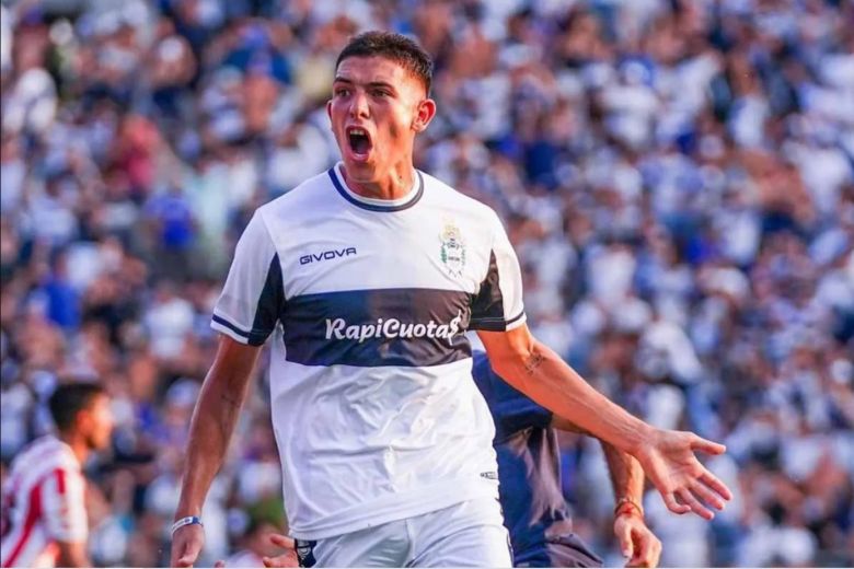 Un futbolista de Gimnasia fue detenido tras ser acusado de secuestrar a su pareja