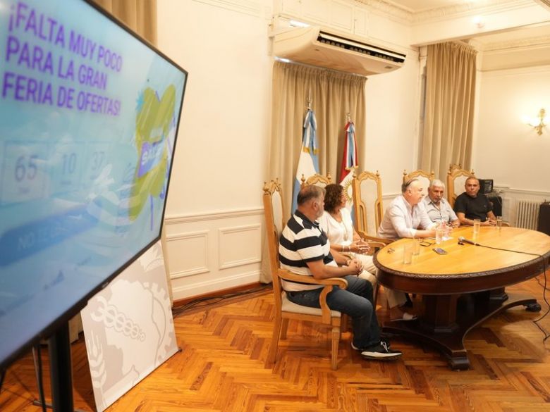 Con importantes ofertas, se presentó una nueva edición del Villa María Sale