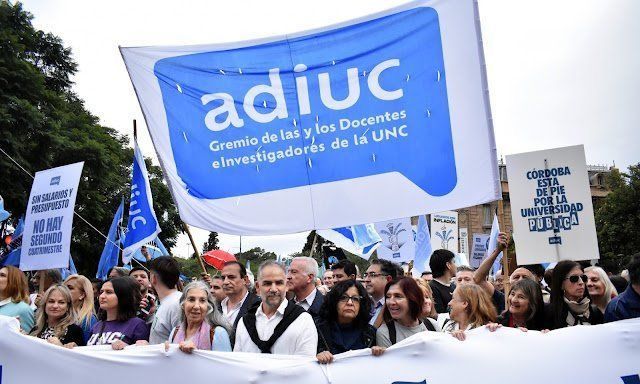Confirman el paro de docentes universitarios en Córdoba