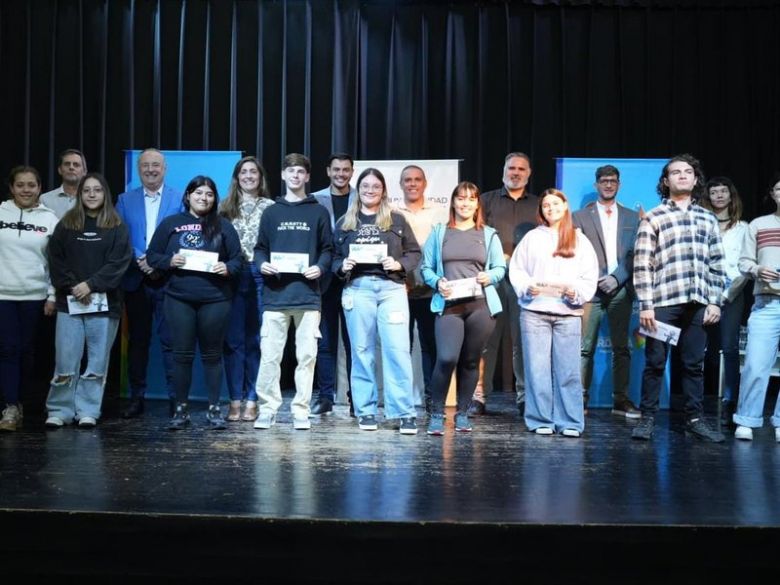 Entregaron más de 90 tarjetas del “Programa Primer Paso”