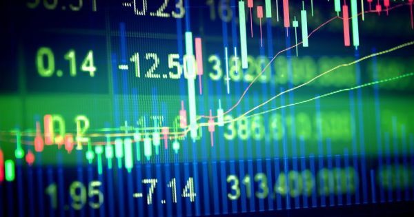Las acciones argentinas caen casi 6% y el riesgo país supera los 700 puntos