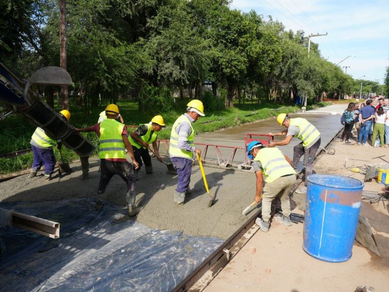 Programa de pavimentación: avanza la obra en Avenida Lorenzo Gilli
