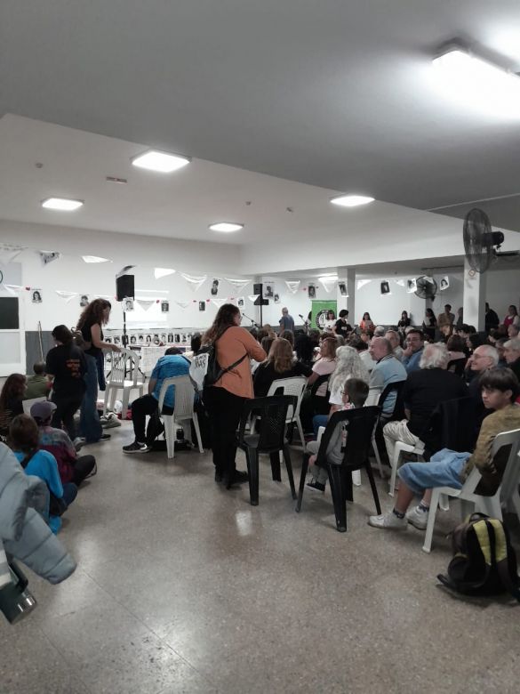 Se realizó marcha y vigilia por el 24 de Marzo en Villa María