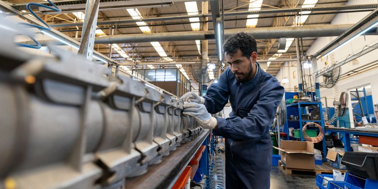Argentina tuvo la caída industrial más grande del mundo