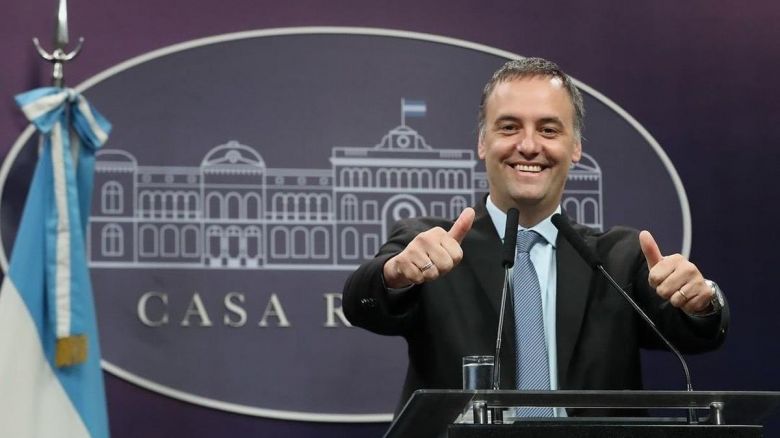Manuel Adorni Será candidato a legislador por La Libertad Avanza