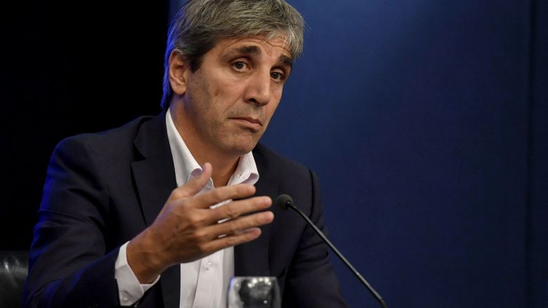 Luis Caputo: "El dólar no se va a disparar de ninguna manera" 