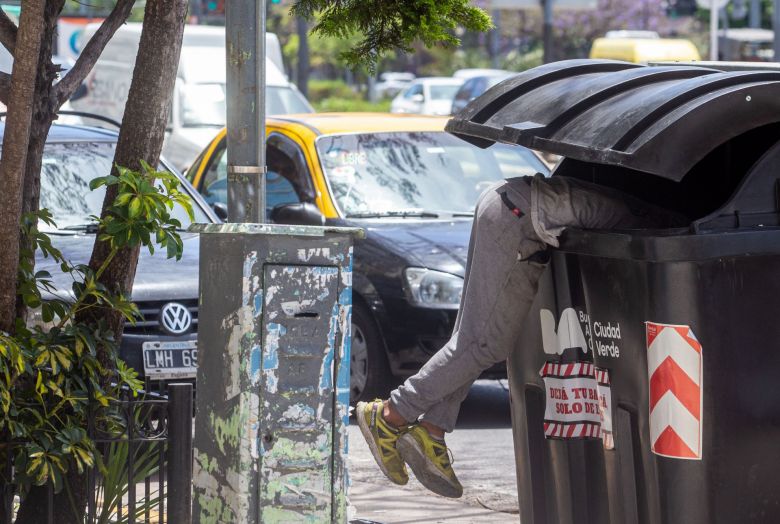 La pobreza fue del 38,1% en el cierre del 2024, según el INDEC