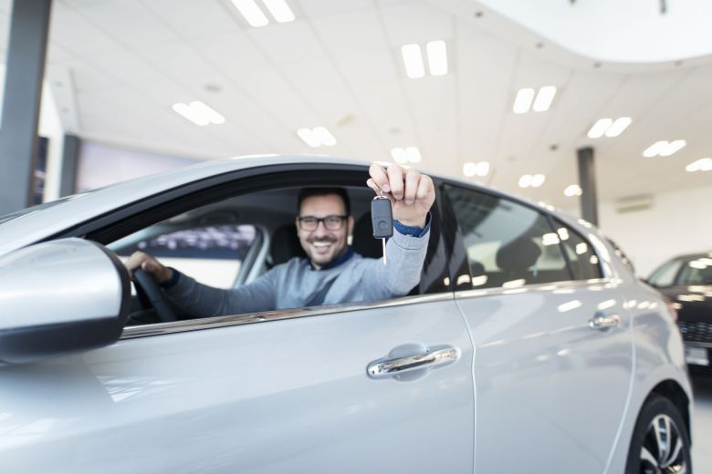 Las ventas de autos acumulan suba de más de 90% en el primer trimestre