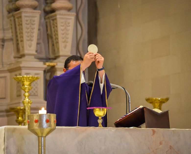 Villa Nueva: Un sacerdote fue agredido físicamente 