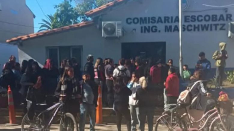 Alertan que un grupo de alumnos planificaba una masacre en un colegio