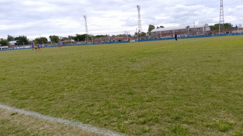 Arias: Un juez de linea fue agredido con agua caliente
