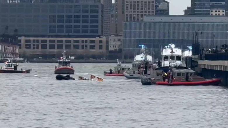 Tragedia en Nueva York: un helicóptero se estrelló en el río Hudson