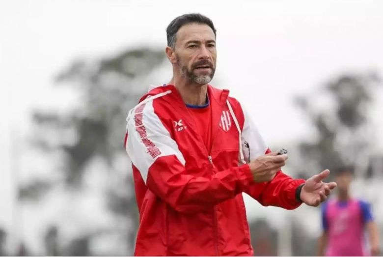 Otro técnico que se queda sin trabajo: una docena en solo treces fechas