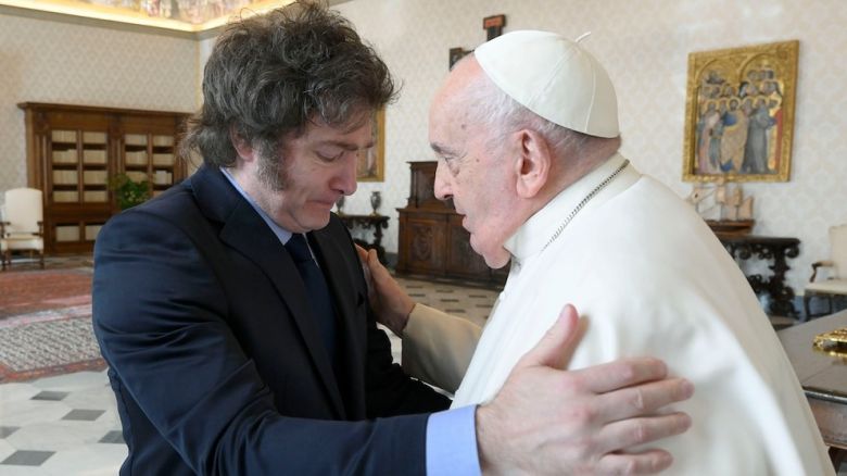 Javier Milei viajará a Roma para participar del funeral del papa Francisco