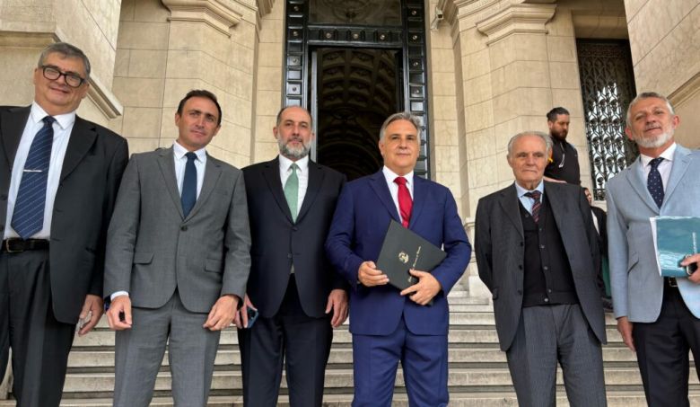 El Gobernador Llaryora reclama por los fondos de Nacion a la Caja de Jubilaciones