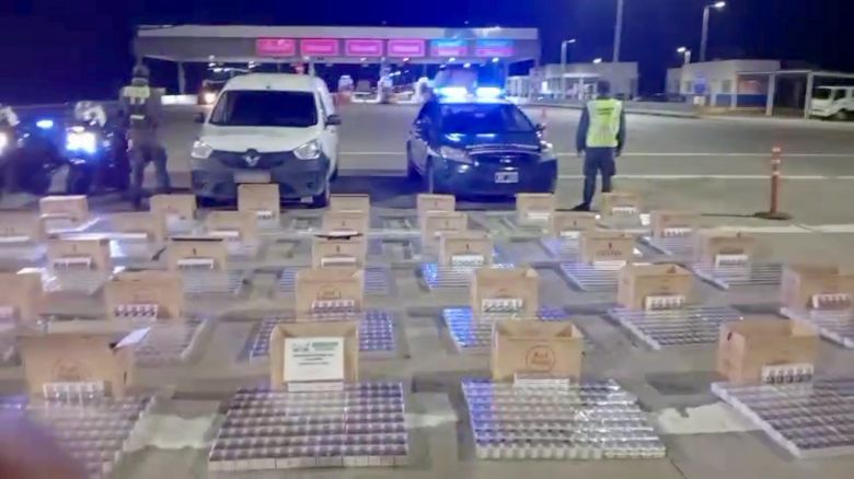 Interceptaron un cargamento de 87.000 atados cigarrillos con destino a Villa María